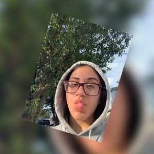 Meet your Posher, Tasneem